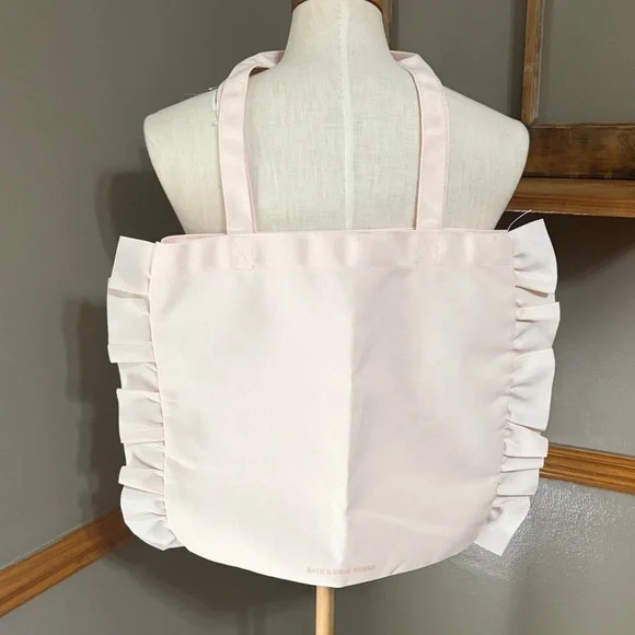 Bath & Body Works pale Pink Ruffled Tote Bag - Picture 1 of 6